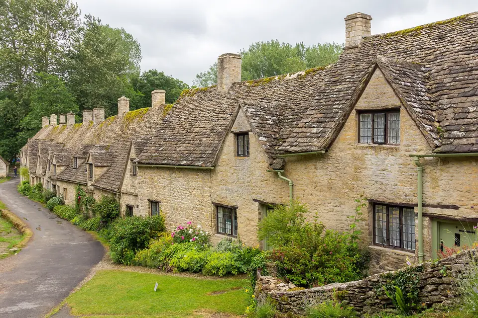 Stone cottages in Bibury, the Cotswolds