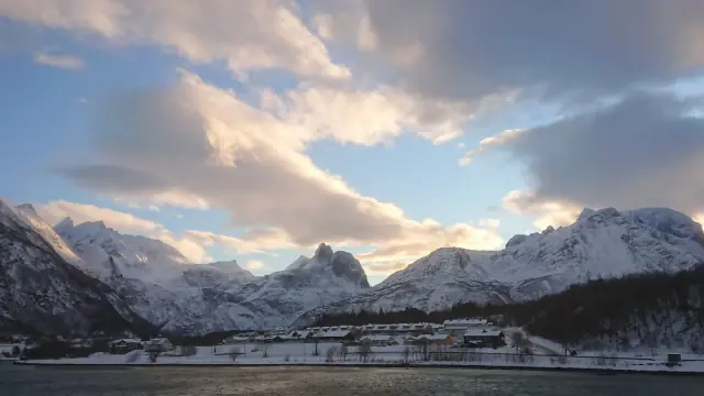 Åndalsnes Cruise Port: Gondola, Trollstigen, Rail