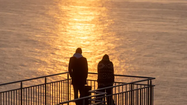 Valentine’s Day, the Big Game and Sisters at Sea